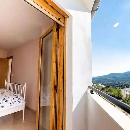 Vistas Apartment *